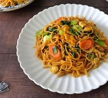 Ham and Greens Stir-Fried Noodles