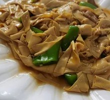 Spicy Pepper and Dried Tofu