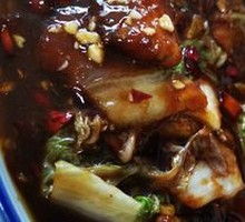 Braised White Cabbage with Knife Fish