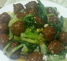 Bok Choy with Meatballs