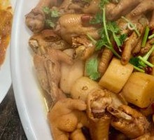 Chicken Feet and Yam Stir-fry