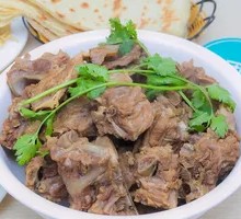 Pork Spine with Sour Cabbage