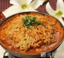 Sour Cabbage with Pork Belly