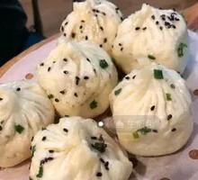 Pork and Sauerkraut Pan-Fried Buns