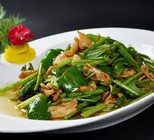 Stir-Fried Pork with Celery and Green Pepper