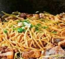 Autumn Forest Braised Pork with Green Beans and Noodles