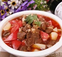 Stewed Beef Tendon with Potatoes and Tomatoes