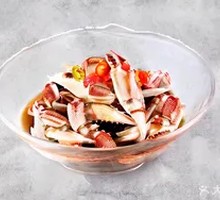 Steamed Crab Claws in Wine