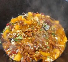 Stewed Chicken in Iron Pot