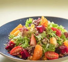 Four Seasons Vegetable and Fruit Salad
