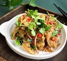 Spicy Chicken Frame Salad