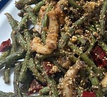 Dry-Fried Squid with Green Beans