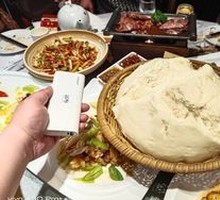 Flower-shaped Steamed Bun