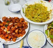 Classic Stir-Fried Three Delicacies