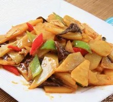 Yellow Mushroom Potato Slices