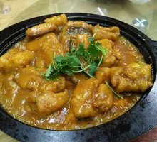 Stone Pot Curry Fish