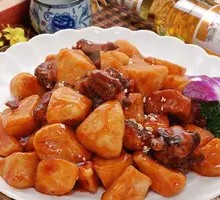 Japanese Potato and Pork Stir-fry