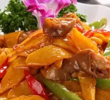 Stewed Intestines with Potato Slices