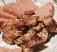 Char Siu Bao with Dry Sausage