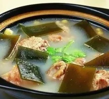 Pork Rib and Kelp Soup