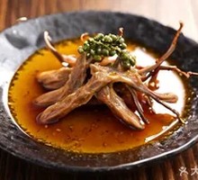 Sichuan-style Spicy麻 Duck Tongue