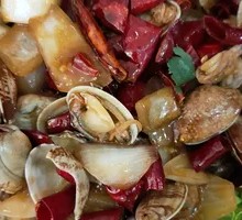 Spicy Stir-Fried Clams