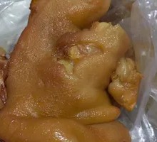 Smoked and Braised Pig Trotters