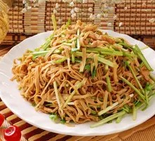 Stir-Fried Three Threads