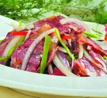 Spicy Beef Salad with Tiger Vegetables