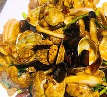 Spicy Stir-Fried Clams