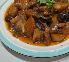 Stewed Sturgeon with Potatoes