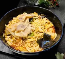 Spicy Sour Beef Salad