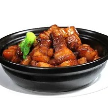 红烧肉米饭