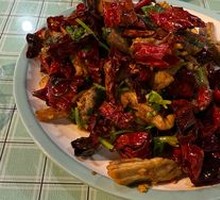 Spicy Boneless Pork with Dried Chilies