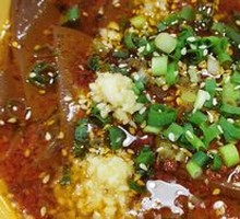 Spicy Duck Blood with Rice Noodles