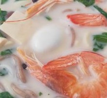 Fresh Shrimp Rice Noodles