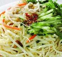 Cold Noodles with Vegetables
