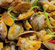 Spicy Stir-Fried Clams