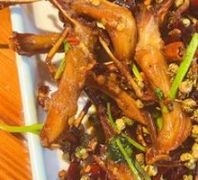 Dry-Fried Duck Tongues