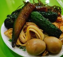 Assorted Pickled Vegetables