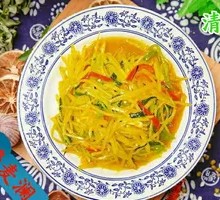 Sliced Potatoes with Green Pepper