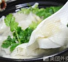 Braised Wonton in Clay Pot