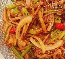 Spicy Tea Tree Mushroom Hot Pot
