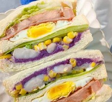 Quadruple Ham Sandwich