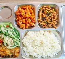 Two Meat, One Vegetable Box Meal