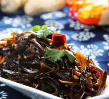 Sweet and Sour Seaweed Salad
