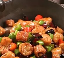 Spicy Stir-Fried Pig Intestines