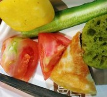 Single-Portion Buffet Lunch