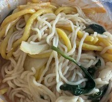 步大叔东北黏糊麻辣烫