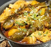 Stewed Fresh Fish Pot